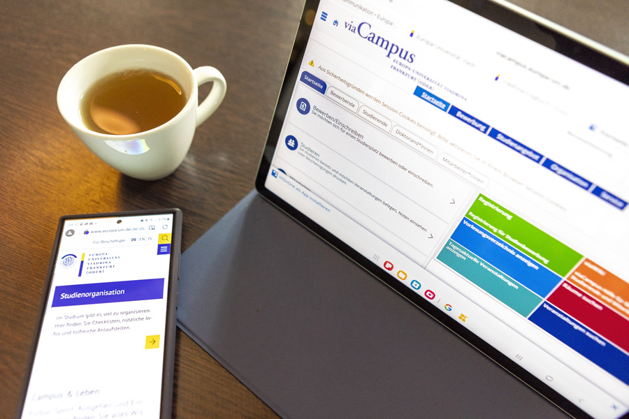 viacampus-stillleben-tablet-info-6743