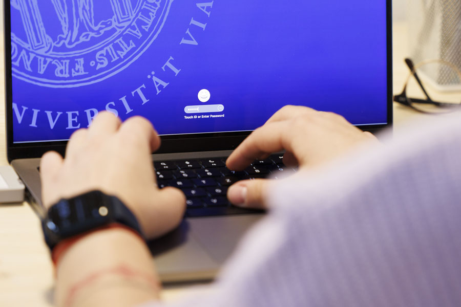 anmeldemaske-mac-7866-2